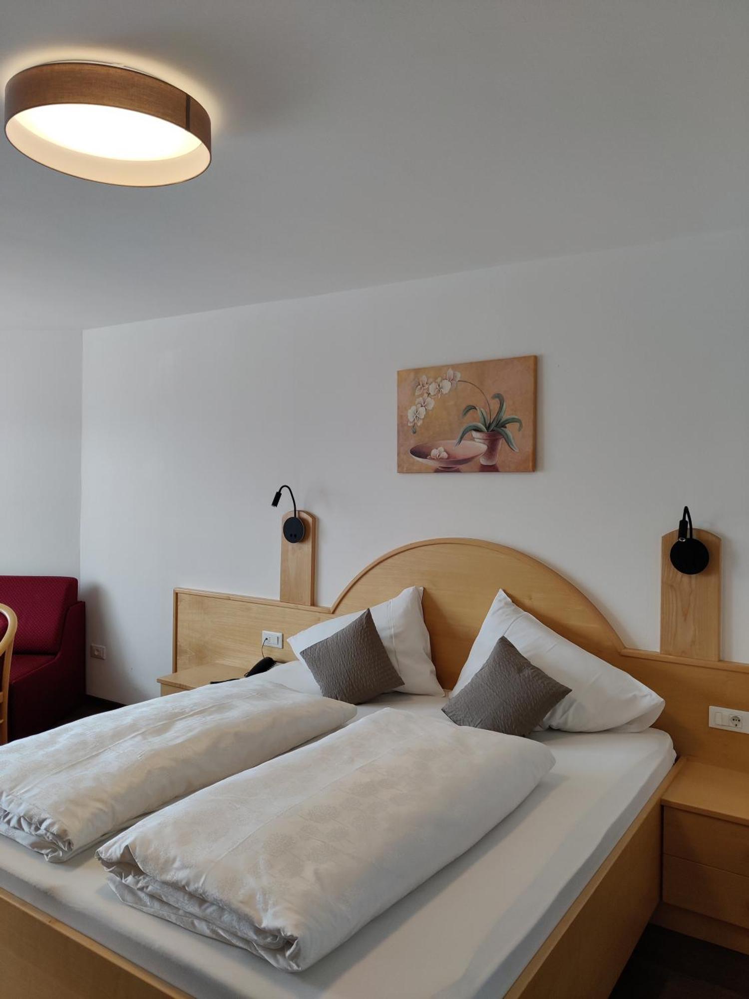 Hotel Garni Herz ティローロ 部屋 写真