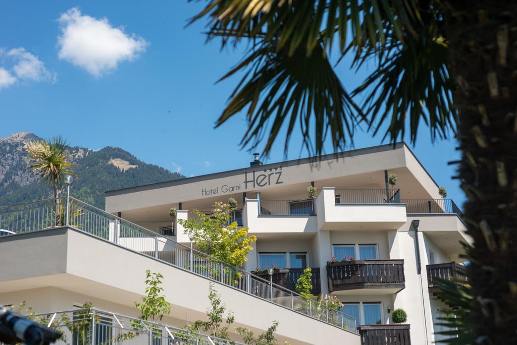 Hotel Garni Herz ティローロ エクステリア 写真