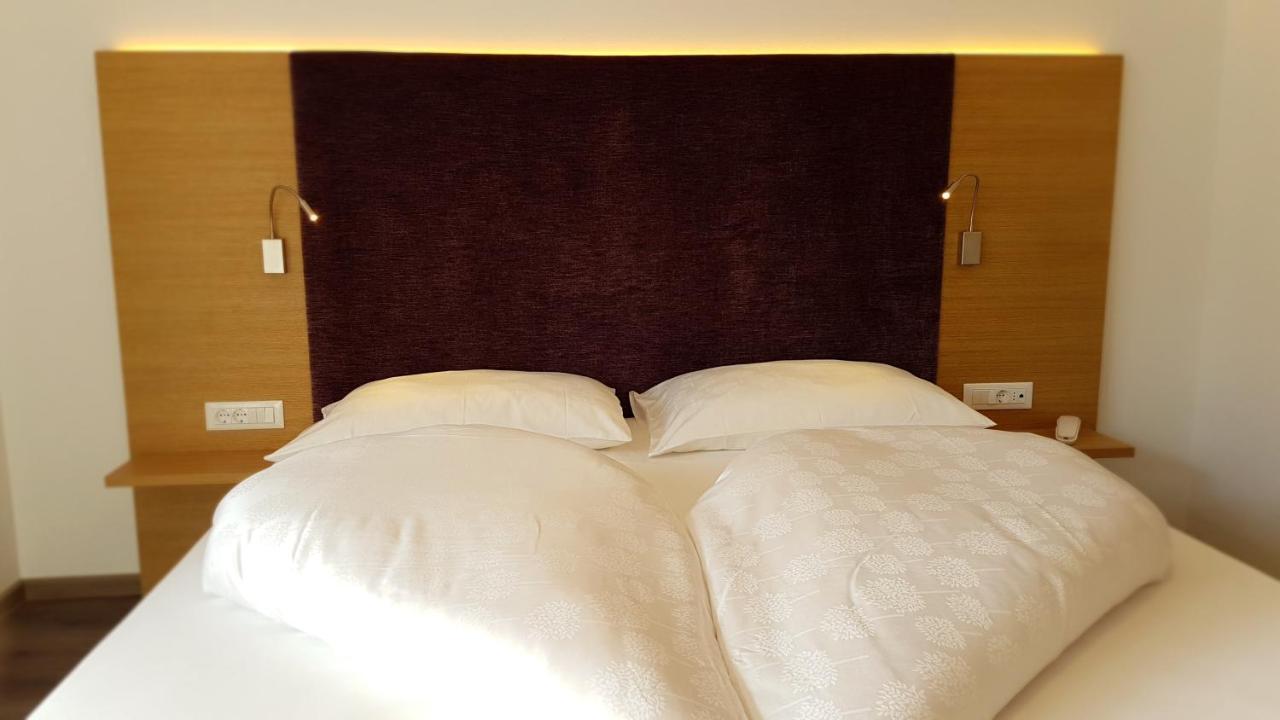 Hotel Garni Herz ティローロ エクステリア 写真